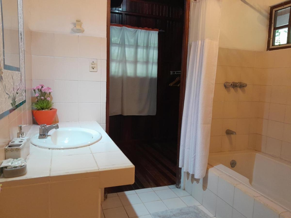 Casas Guaney, Full Furnished Studios! 曼努埃尔安东尼奥 外观 照片